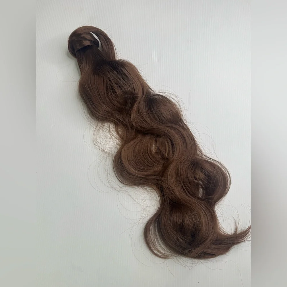 18” Wavy Wrap-Around Ponytail Chestnut Brown Wavy Extension piece